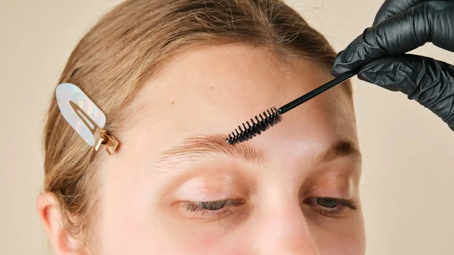 Beauty treatment in salon